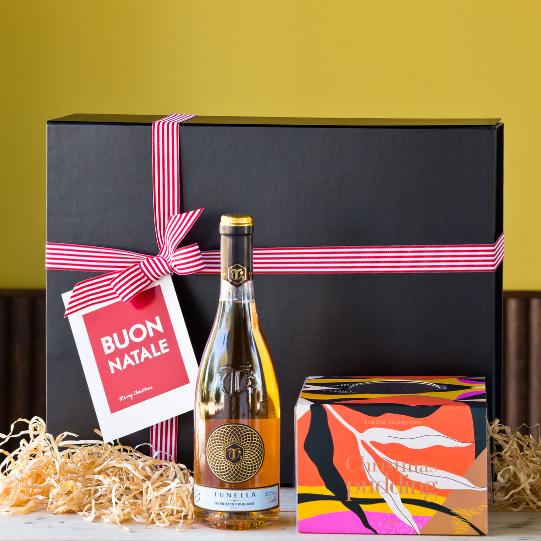 Christmas Pudding and wine hamper